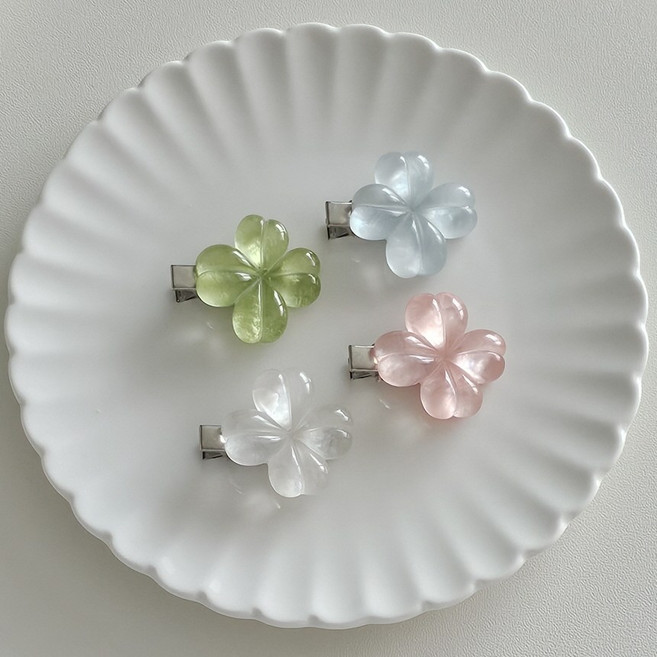 행운의 네잎클로버 머리핀