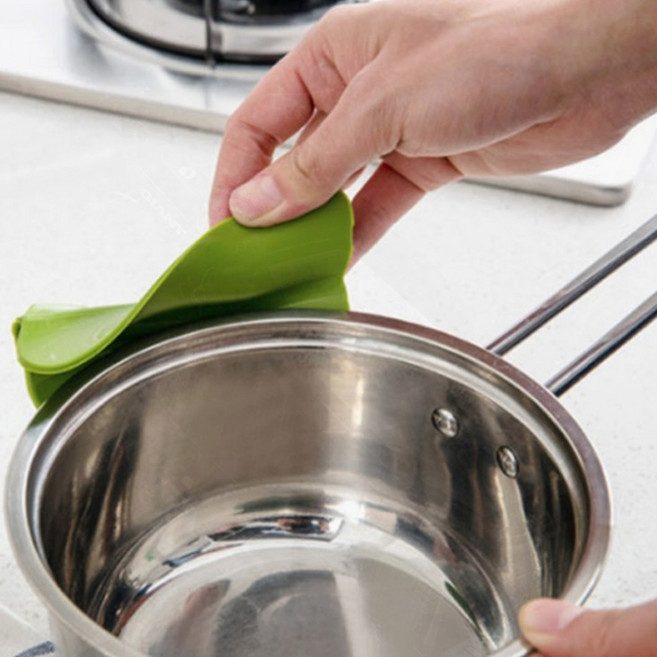 실리콘 국물따르개 냄비 부착 흘림방지 기름깔대기 주방깔대기, 1개, 2실리콘따르개-블루