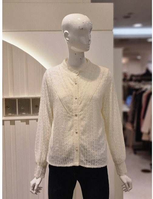 크로커다일레이디 올리비아하슬러 레이스넥 케이블 니트 블라우스 CHCWBL102