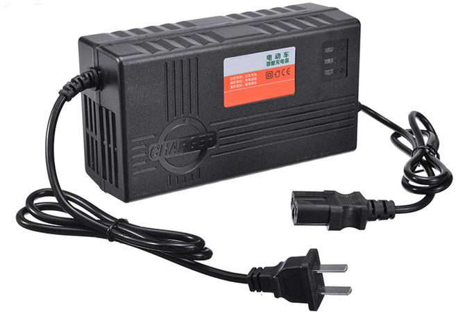 오토바이 배터리 충전기 스쿠터 휠 납산 전기 자전거 액세서리 6 LED 디스플레이 60V 20AH, 1개