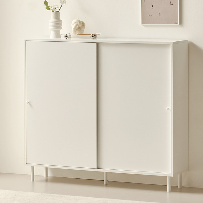 룸앤디 NEW 스르륵 4단 1200도어 다리형 E0등급 슬림 슬라이딩 수납장, 스르륵 4단 1200도어 화이트(다리형)