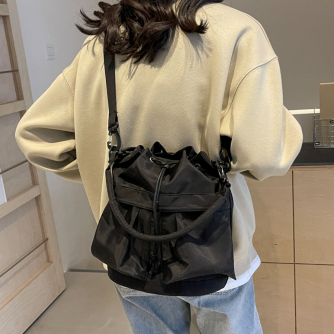 여성용 대용량 캐주얼 데일리 나일론 크로스백 숄더백