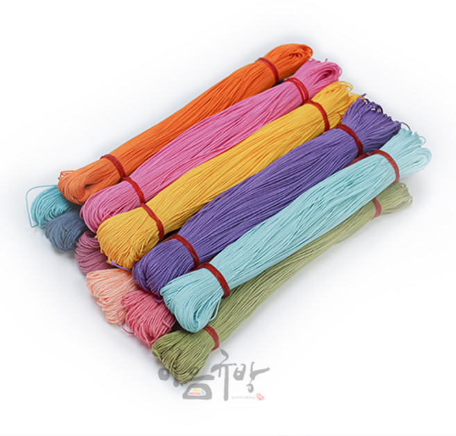 이음규방 매듭끈 - 꼰세세사 타래(약 100마) 33색상 [규방공예 재료 끈목 전통매듭 인견사], 06. 분홍, 1개