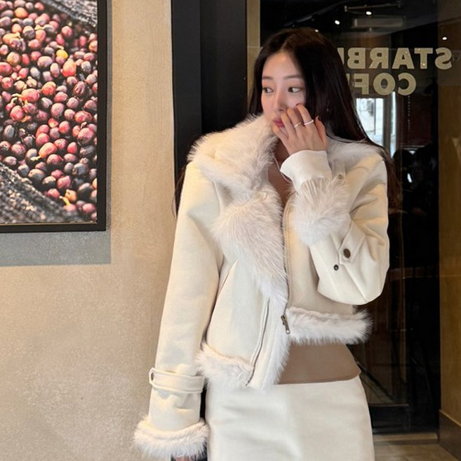 떳다그녀 모글 퍼 안감 겨울 점퍼 연말룩 데이트룩 세미크롭 스웨이드 무스탕