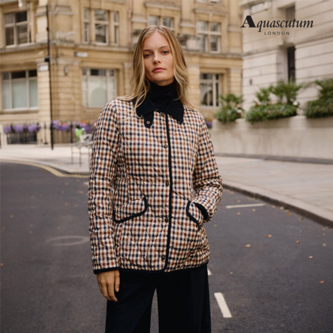 아쿠아스큐텀 25FW 헝가리 구스 퀼팅 다운 재킷 (여성용)