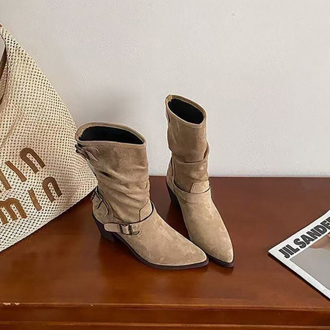 ROYALBELLE 여성 스웨이드 슬라우치 미들굽 포인트토 중통 웨스턴 버클 카우보이 부츠 U0192401