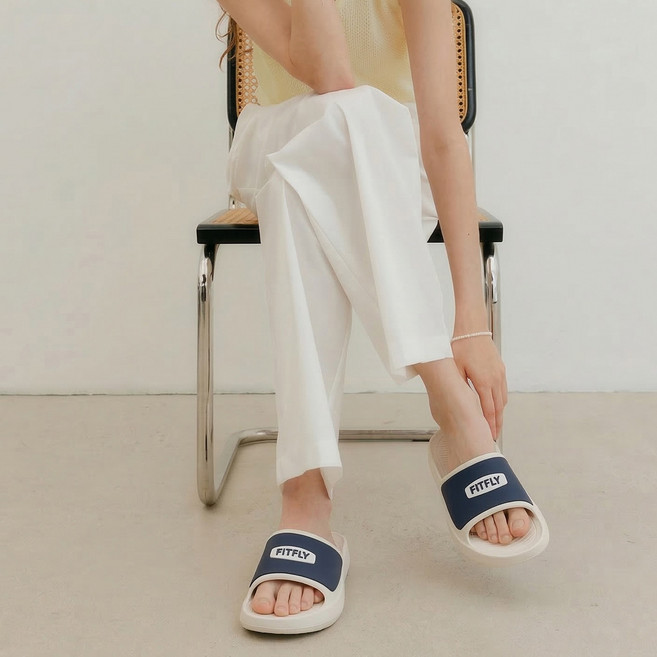 핏플라이 남녀공용 걸음이 편한 아치서포트 슬리퍼