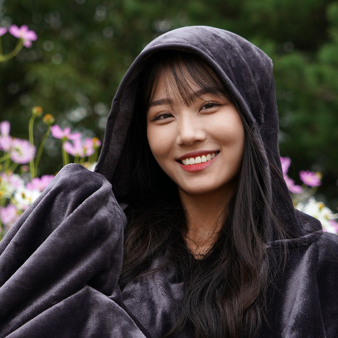 메종노아 극세사 보온 후드담요 입는담요