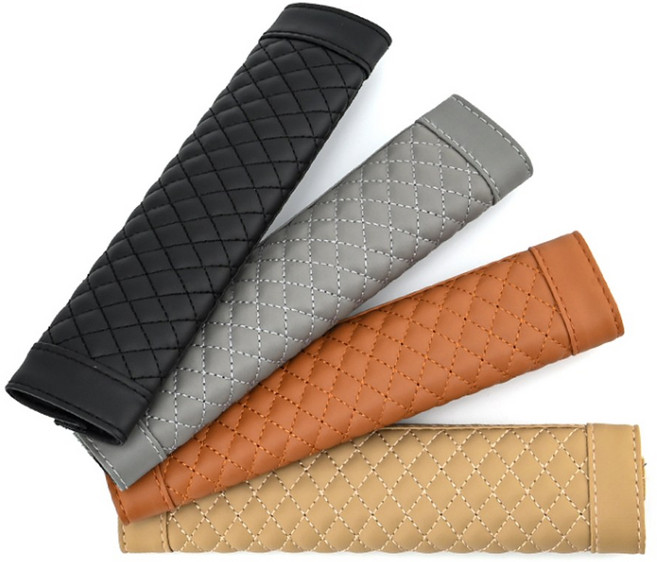 데일리쇼핑 차량용 안전벨트 커버 클립 쿠션 스크래치방지 보호쿠션 안전띠커버, 블랙, 1개