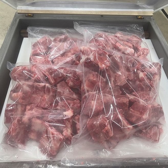 푸짐한 한돈 돼지 등뼈 3kg, 없음