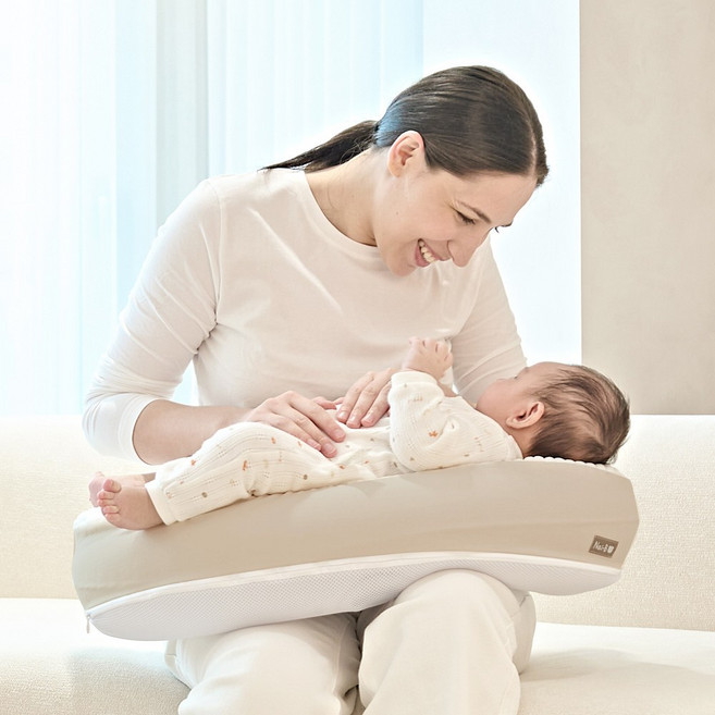 나이비 국산 역류방지 모유 수유쿠션 출산 준비물 임산부 선물 아기 용품, 웜그레이