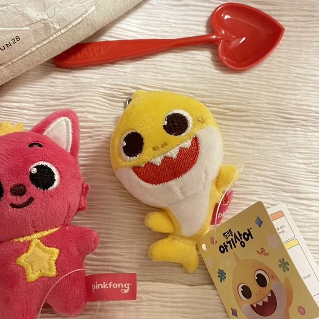 (정품) 핑크퐁 베베핀 아기상어 가방고리 인형 키링