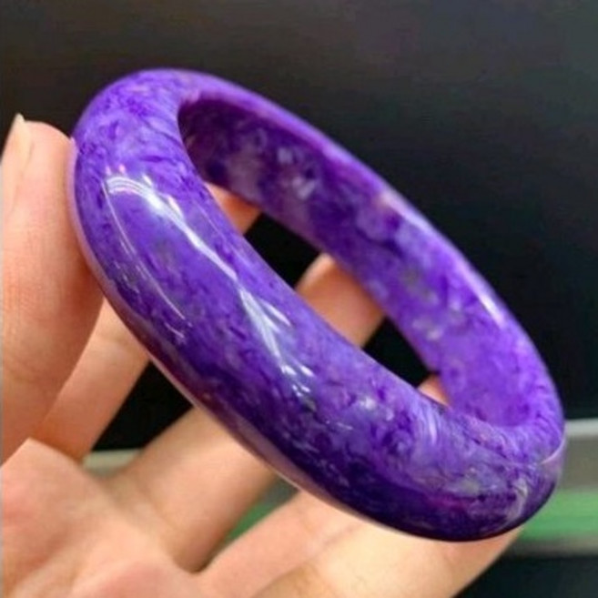 紫龍晶寬版手鐲 54mm 優雅配飾 展現個人風格