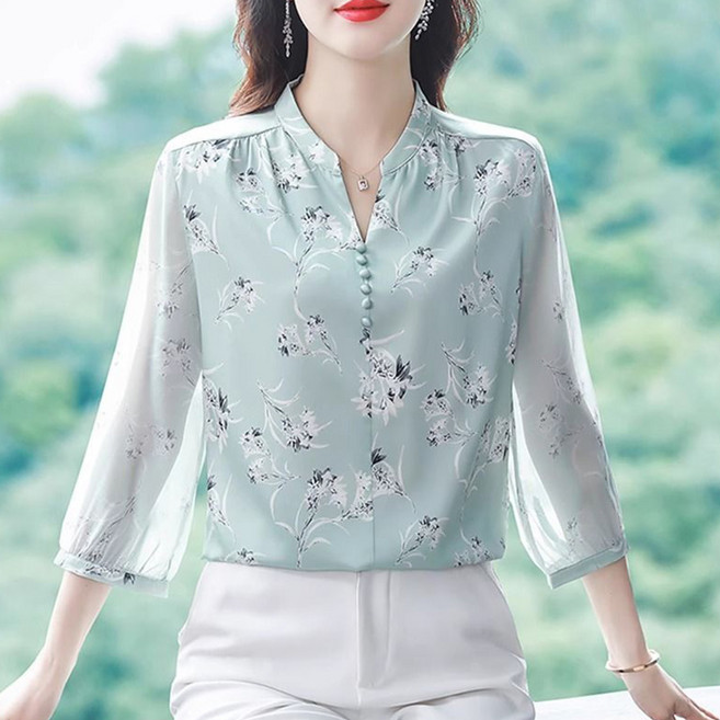 TIRA 여성 여름 블라우스 7부소매 플라워 프린트 브이넥 오피스룩 셔츠 스타일
