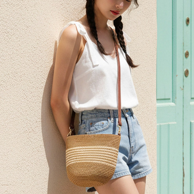 루타미 라비에라 미니 라탄 크로스백