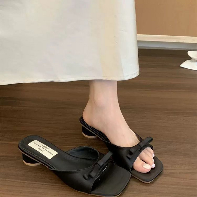 COSYEVNO 여성용 리본 장식 사각코 미들힐 슬리퍼 여름 샌들 LFHtx-1