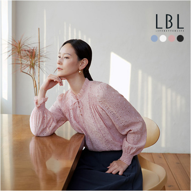 [LBL] 26SS 에뚜왈 플로럴 자수 블라우스