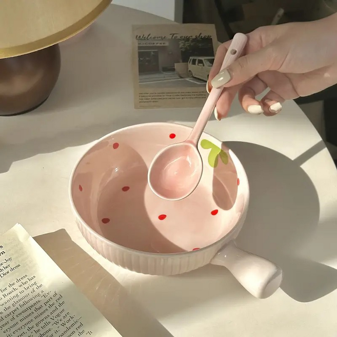 GUEFOON 陶瓷草莓盤子家用實用款, 1個, 如图所示（2608）, （2件套）草莓手把碗＋湯匙