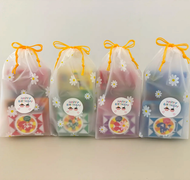 [4세트] 어린이집 유치원 생일선물 답례품 스네이크 큐브 폼폼블럭 어린이 장난감, 1개, 혼합색상