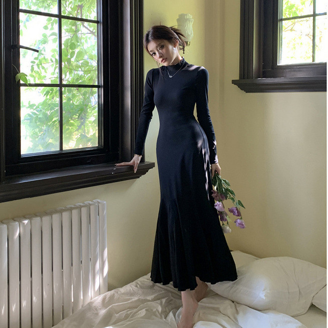 秋冬新款半高領修身魚尾長款連衣裙