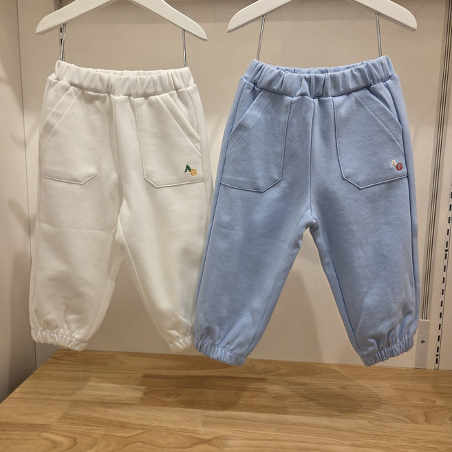 아가방 초특가세일~~ 세상 편안한 조거바지~/ 발목을 잡아줘 활동성 뛰어난 면바지~/ 겨울부터 봄까지 입기좋은 어린이집 유치원 활동복~