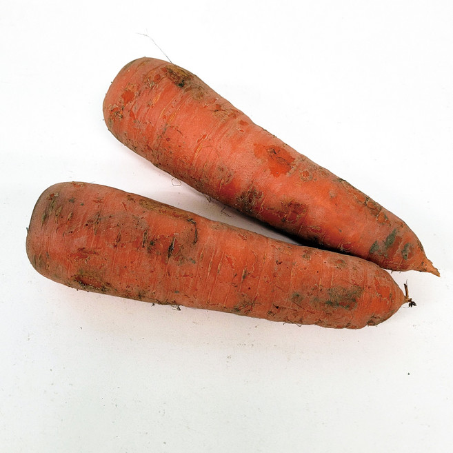 야채왕 당근 2개 흙당근, 1개