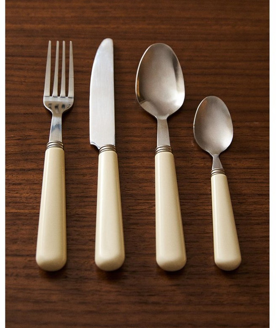 자라홈 브랜드관 컬러 손잡이 커트러리 4피스 세트 48220311733, 31 x 23 x 15 cm, 크림