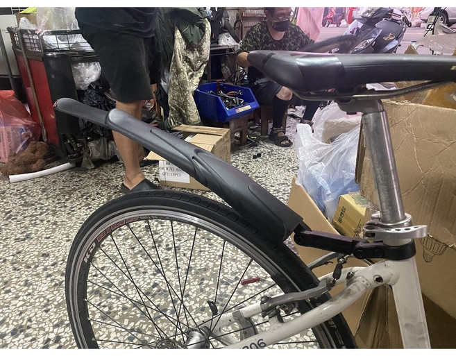 火雞Tth 台灣製 座管式伸縮型自行車後擋泥板 可伸縮加長後土除 附加長桿, 1個