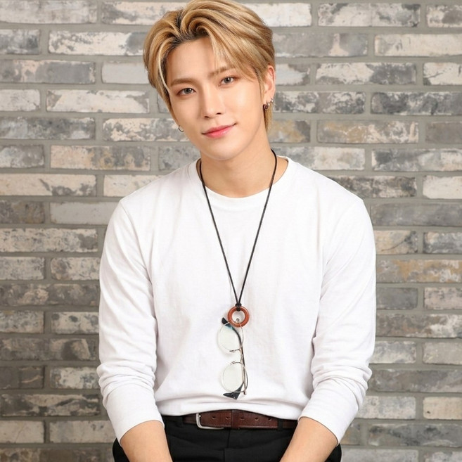 코지24 국산 핸드메이드 팜트리 안경 목걸이 돋보기 선글라스 분실방지 가죽 안경줄 홀더 리테이너 걸이 공항패션