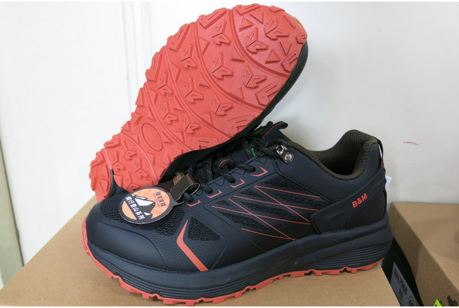 B&M 男款 健行登山鞋 BAL7968