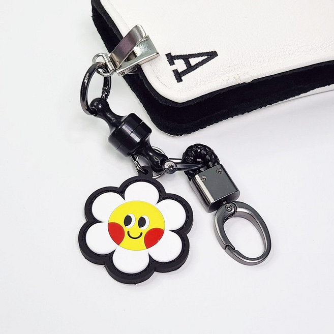 아이언티샷 멀티 퍼터키퍼 자석 마그네틱 퍼터 키퍼 커버 집게 홀더 데이지꽃, 1개, 블랙