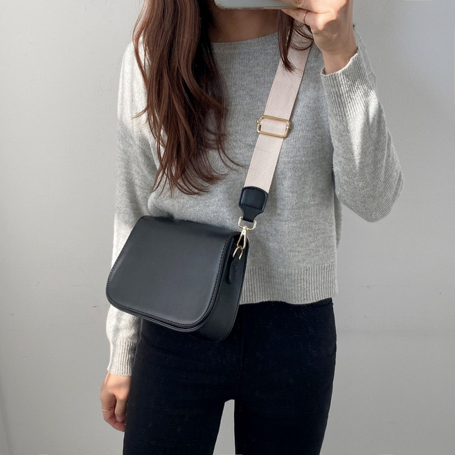 에브리테일 뮤즈 스트랩 여자 미니 크로스백 숄더백