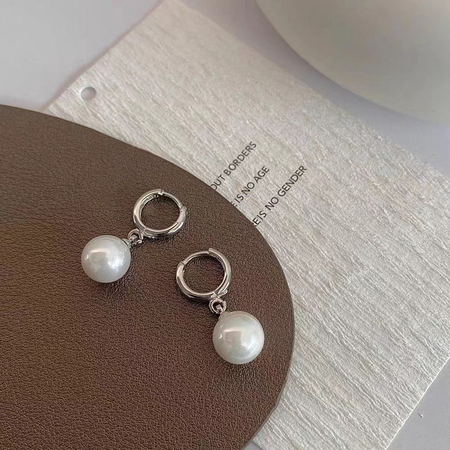 투니스 심플 진주 귀걸이