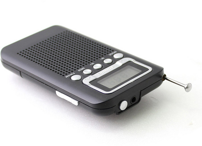 롯데알미늄 휴대용 라디오 핑키-9 벨트클립장착, 블랙