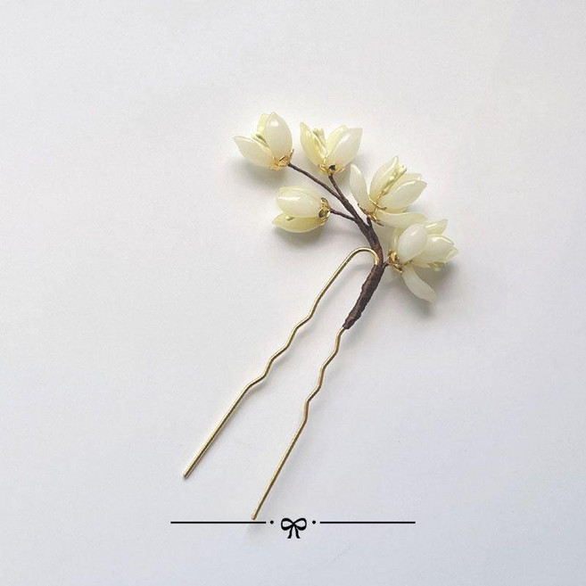 매화꽃 비녀 한복머리장식 전통 한복뒤꽂이 쪽머리 장신구 세 꽃 사이즈 10 6cm