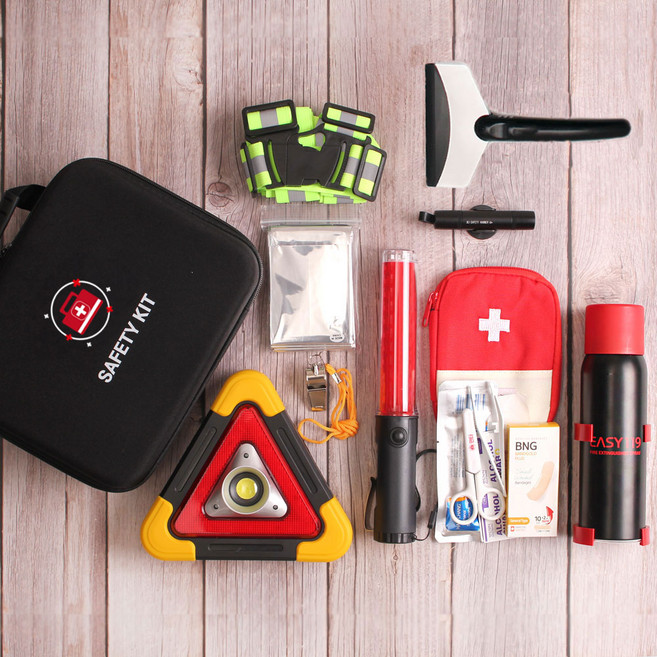 차량안전키트 소화기 세트 2차사고예방 자동차 비상 탈출 망치 안전삼각대 경광봉 새차선물, 7종 + 차량용소화기 블랙, 1개