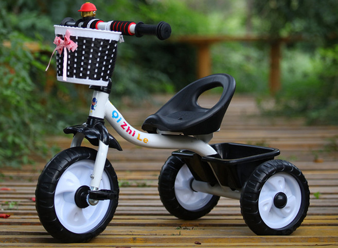 新款兒童三輪車腳踏車遛娃車小孩自行車寶寶手推車2-5歲 嬰兒童車, 1個, 經典白:如圖所示