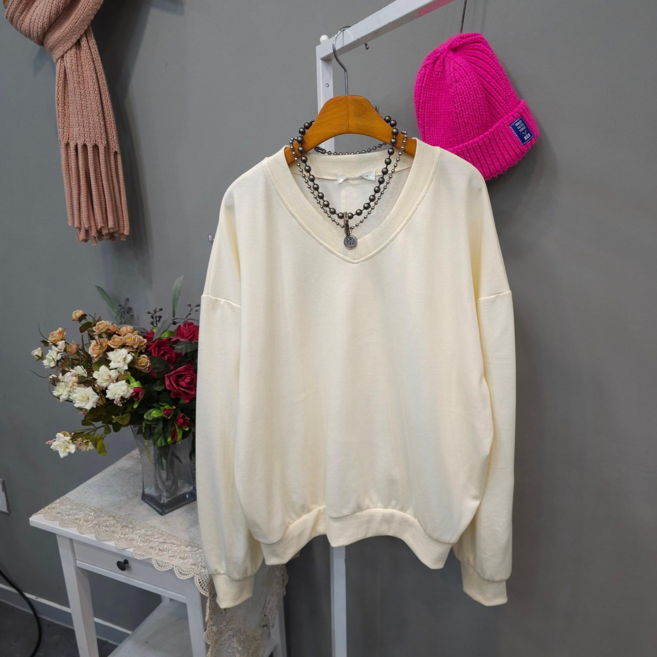 back라벨 브이넥 오버핏 봄가을 맨투맨