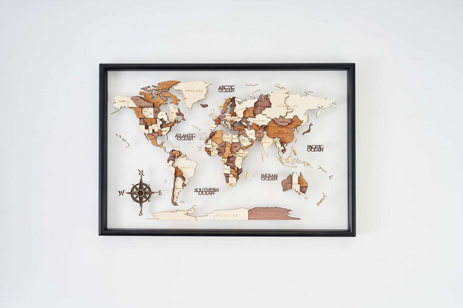 精緻木質世界地圖框飾 居家裝飾藝術品 環保材質 提升空間質感, 琉璃透 (10 顆EchoPin主體 + 200 個國旗貼紙組)