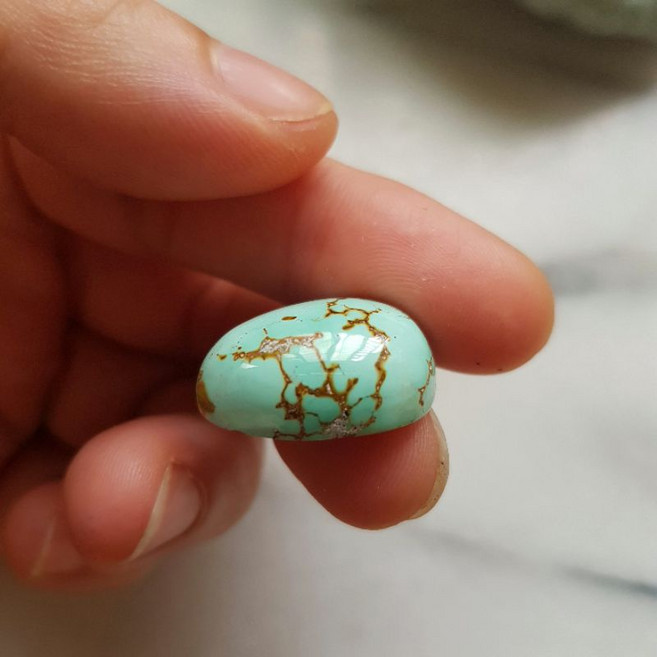 湖北原礦綠松石蛋面裸石 金鐵線紋理 高瓷質地 單顆, 1個