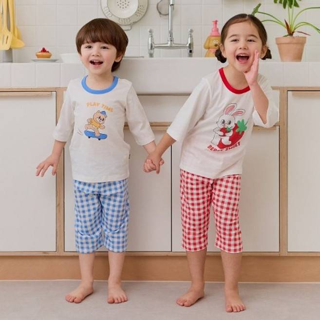 아이숲 아동용 프렌즈 체크 30수싱글 칠부실내복 상하의 세트