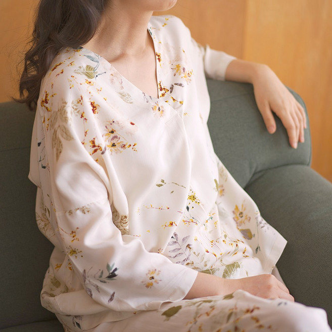 [선물쇼핑백증정] 앨리스하우스 우아한 중년 고급 여성 잠옷 나이트 홈웨어 세트 선물