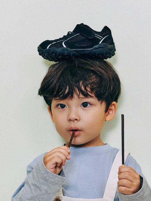 4위 - 필라 FILA KIDS 리틀에샤페 블랙 1200FK263SN01X018001002 645259