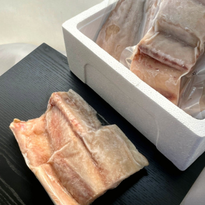 흑산도 자연산 반건조 대왕 대삼치 필렛 스테이크용 조림용 구이용 삼치, 삼치1토막 (600~700g 미만), 1개