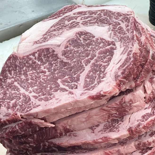 마장동 1++ 9번 투뿔 한우 등심 200g 구이용 투플 소고기 캠핑용, 3개