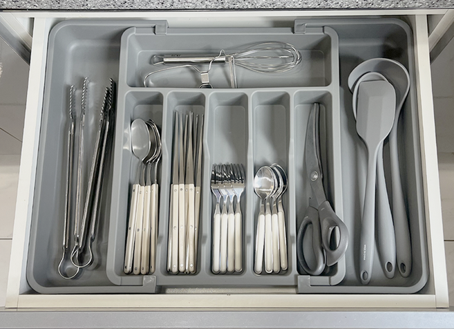 길이조절 수저 정리 트레이, 그레이, 1개