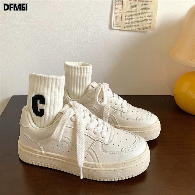 DFMEI 小白鞋女新款春季百搭學生休閒運動鞋子復古厚底增高板鞋