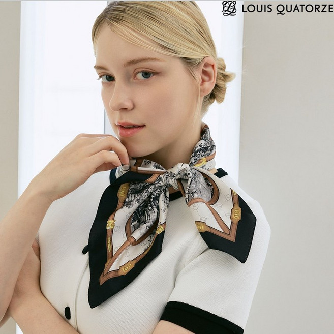 루이까또즈 마리가든 실크 사각 스카프 1CSM224 260760