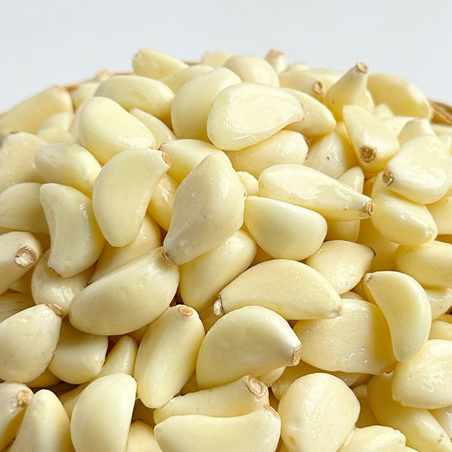 [학성새벽시장] 국산 영천 마늘 깐마늘, 1개, 꼭지있는 깐마늘(중) 1kg