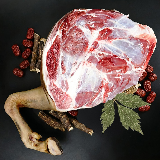 영월 약초먹은 국내산 흑염소고기 염소고기 앞다리 지육 (뼈+살+껍질) 1kg, 2개
